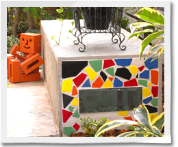 季節感が楽しめるくつろぎの庭